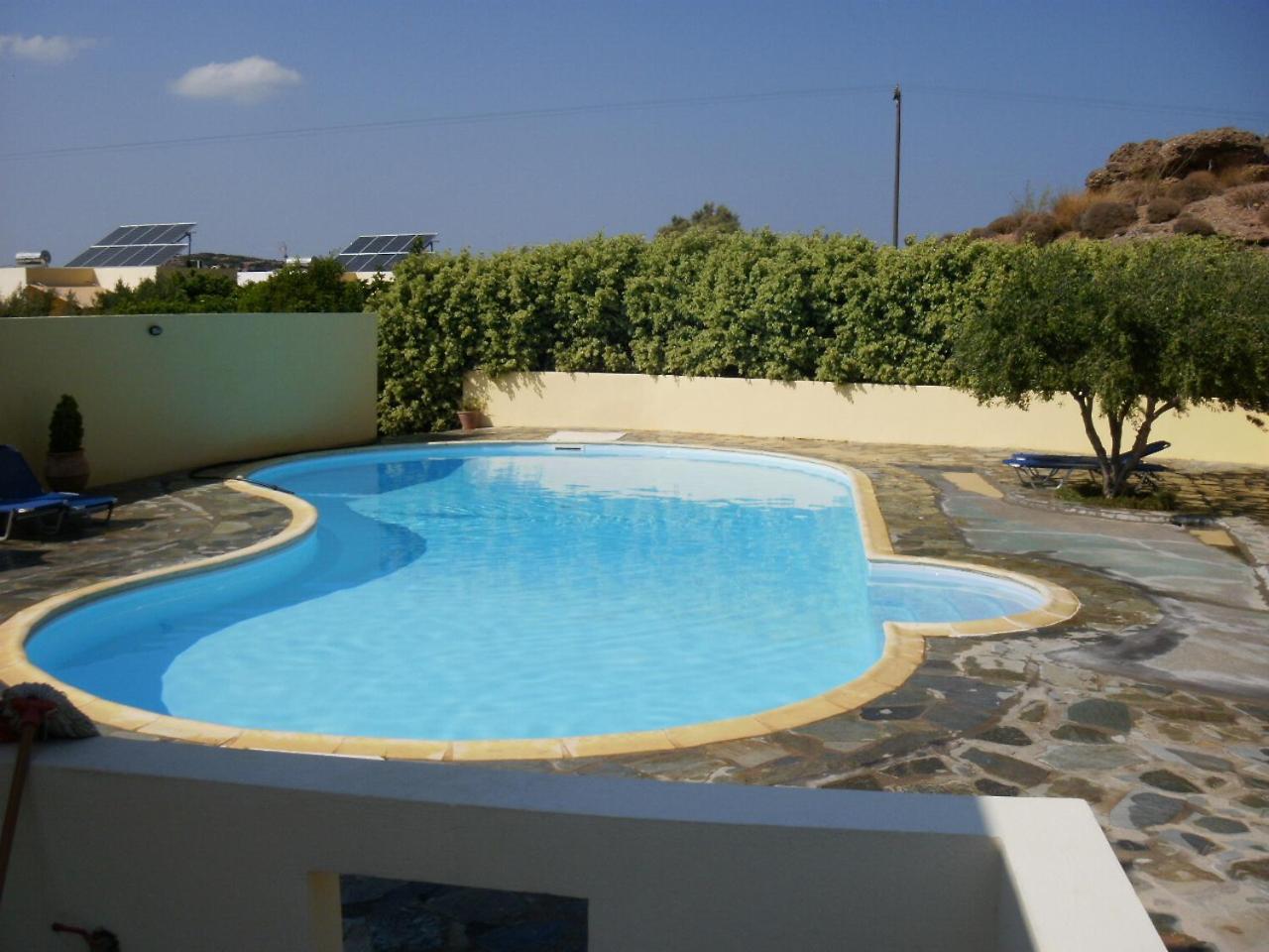 Rousolakos Pool Apartments Палекастрон Экстерьер фото